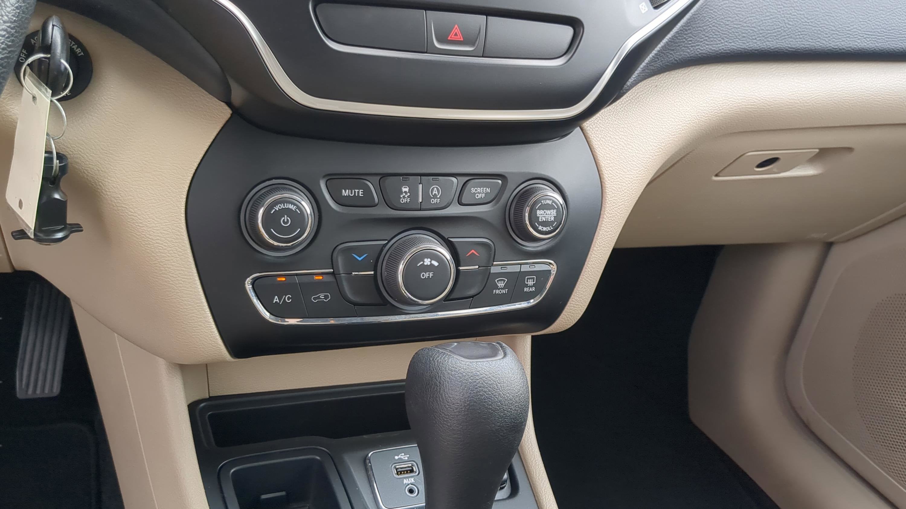 2019 Jeep Cherokee Latitude
