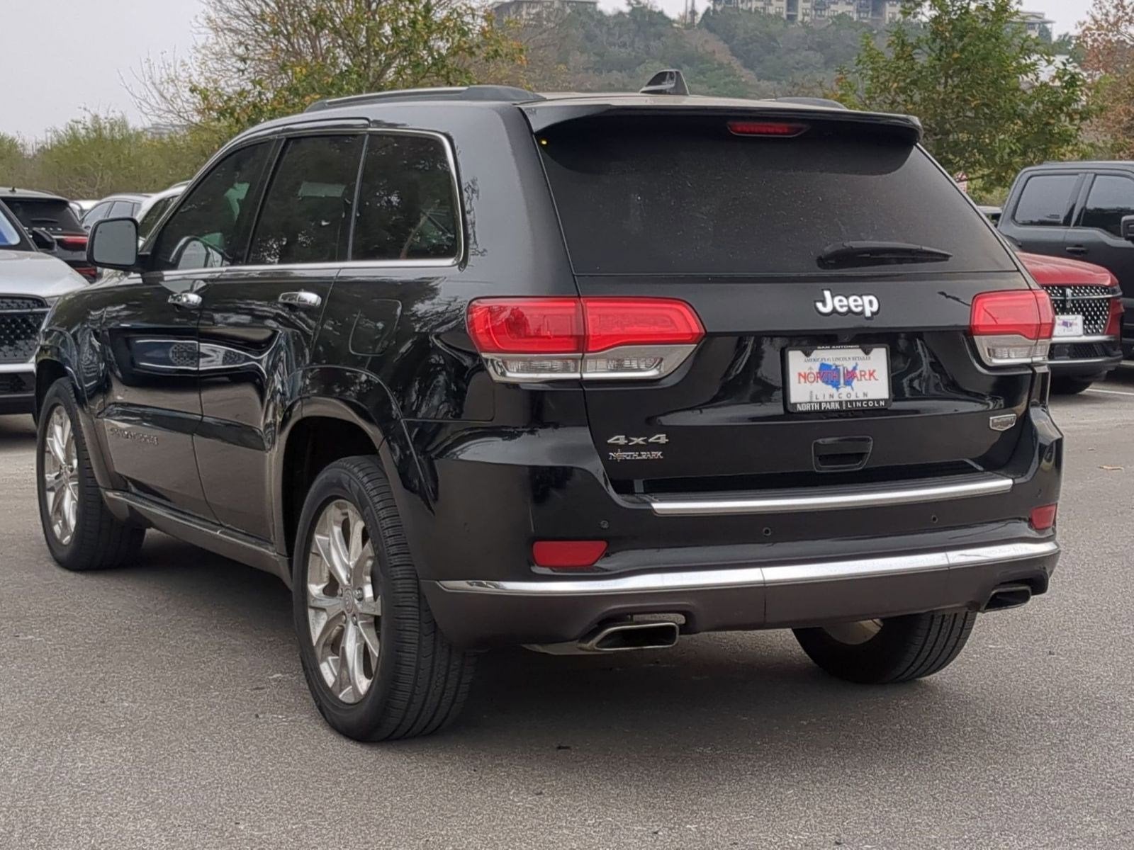 2019 Jeep Grand Cherokee Summit