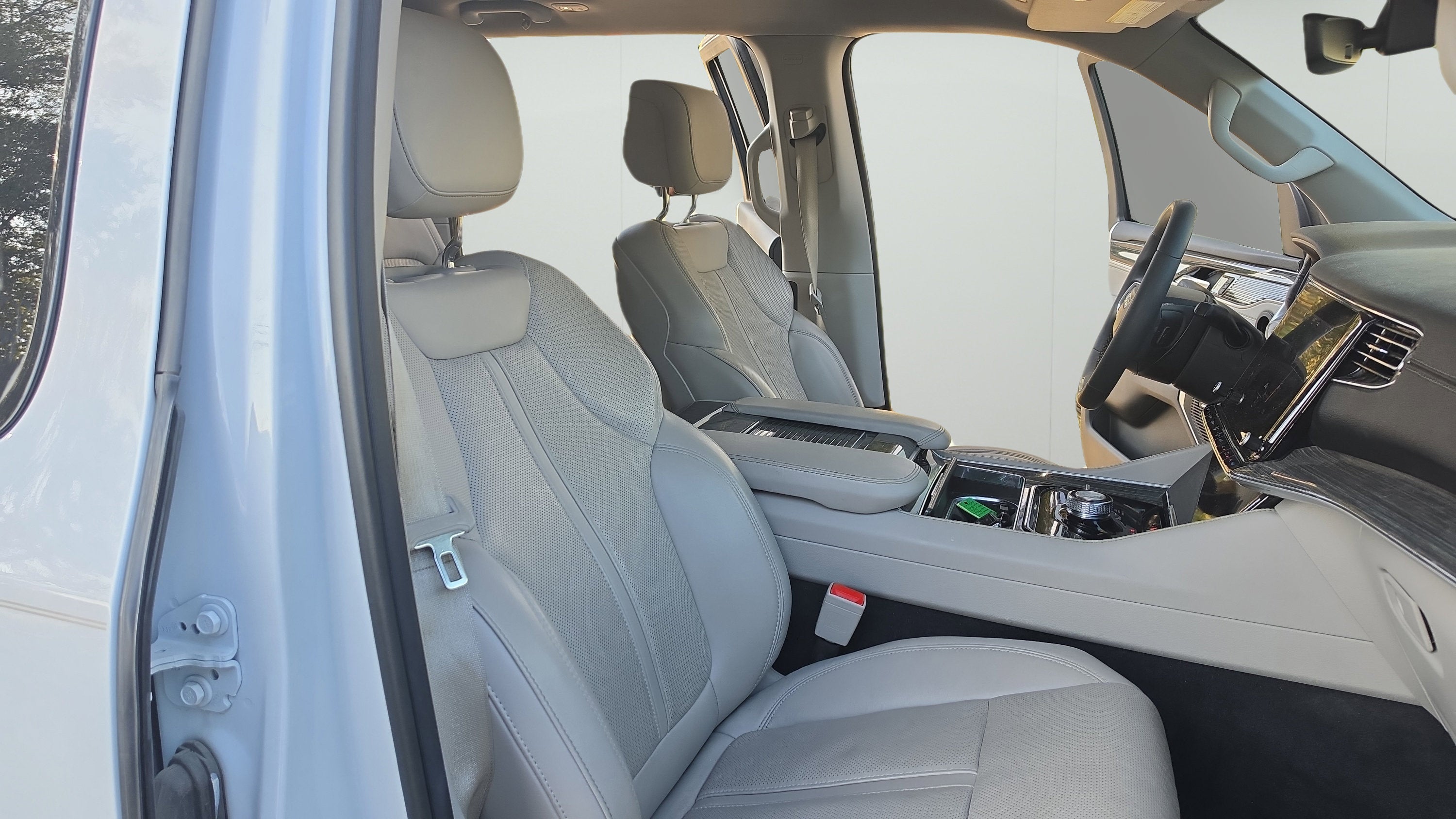 2022 Jeep Wagoneer Series II