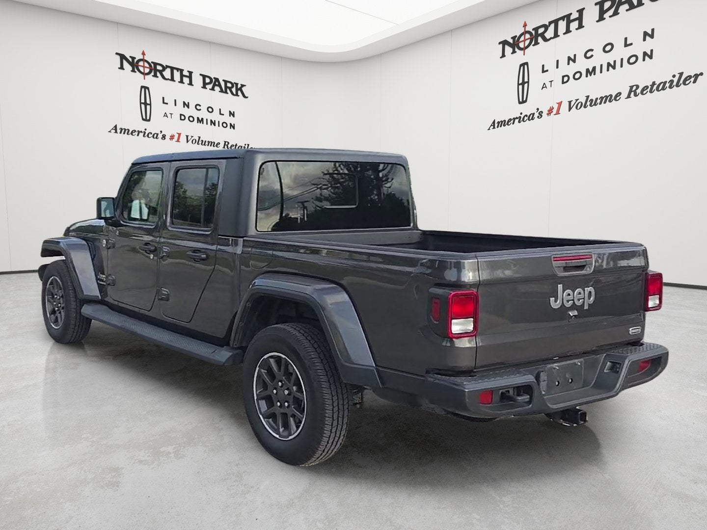 2021 Jeep Gladiator Overland