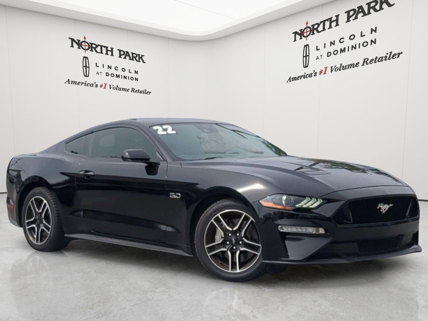 2022 Ford Mustang GT Coupe Premium's photo