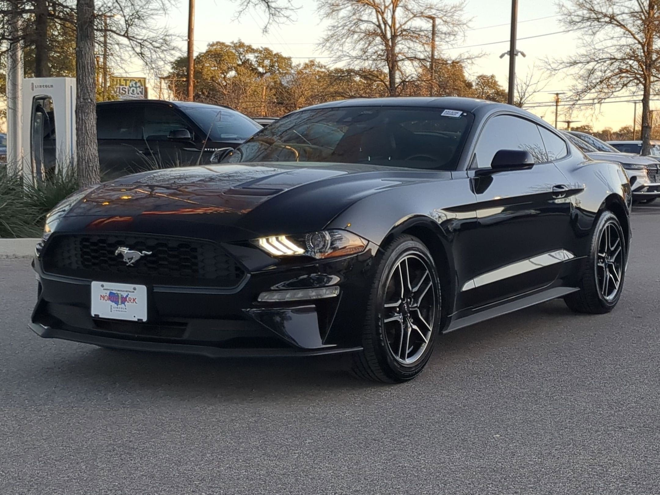 2022 Ford Mustang EcoBoost Premium