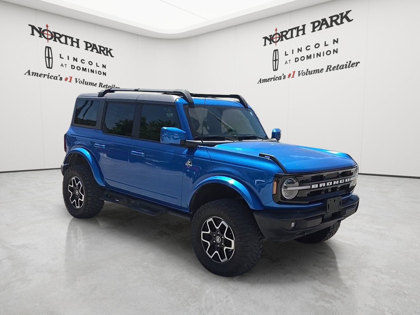 2024 Ford Bronco Outer Banks