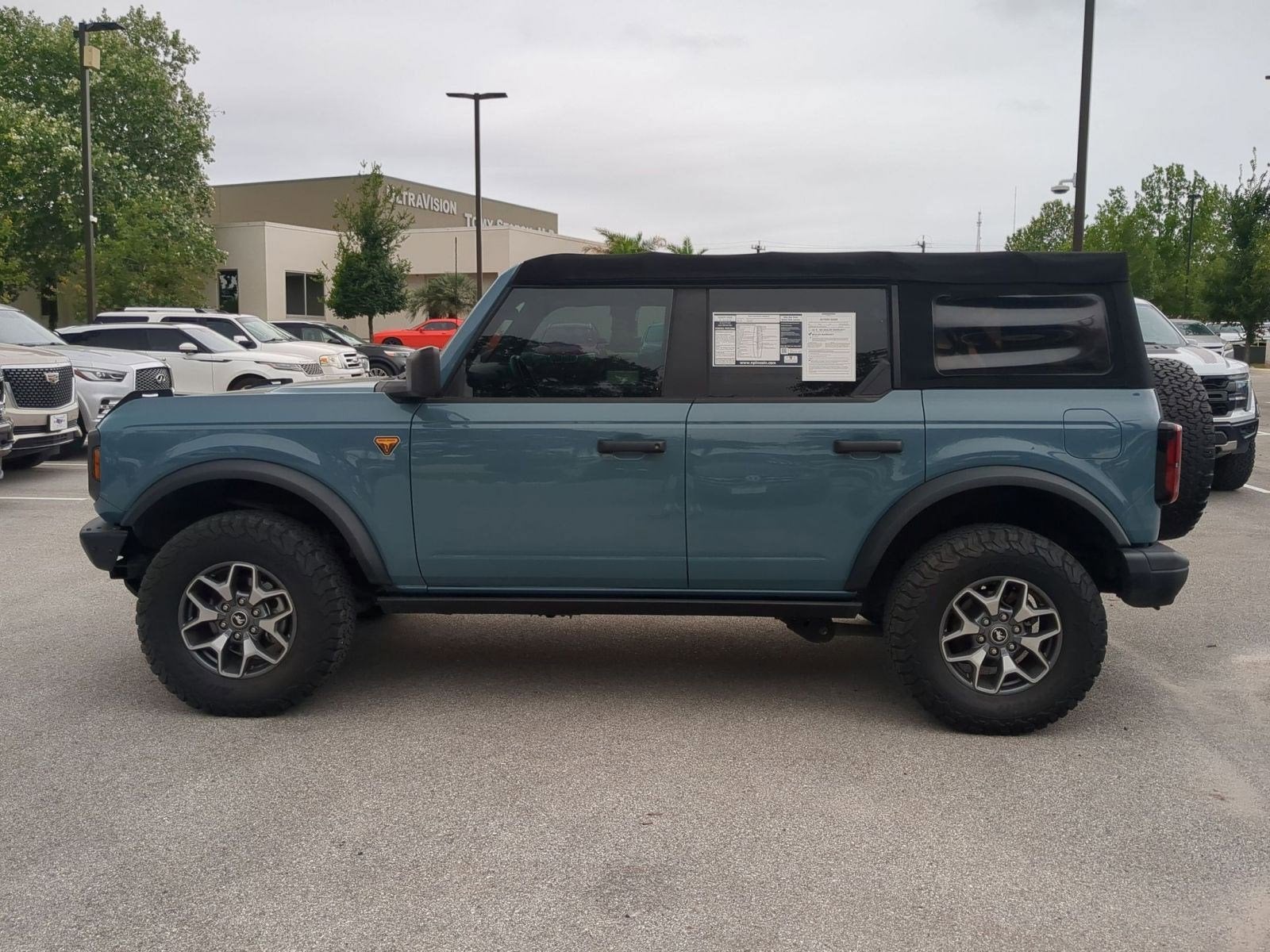 2022 Ford Bronco Badlands