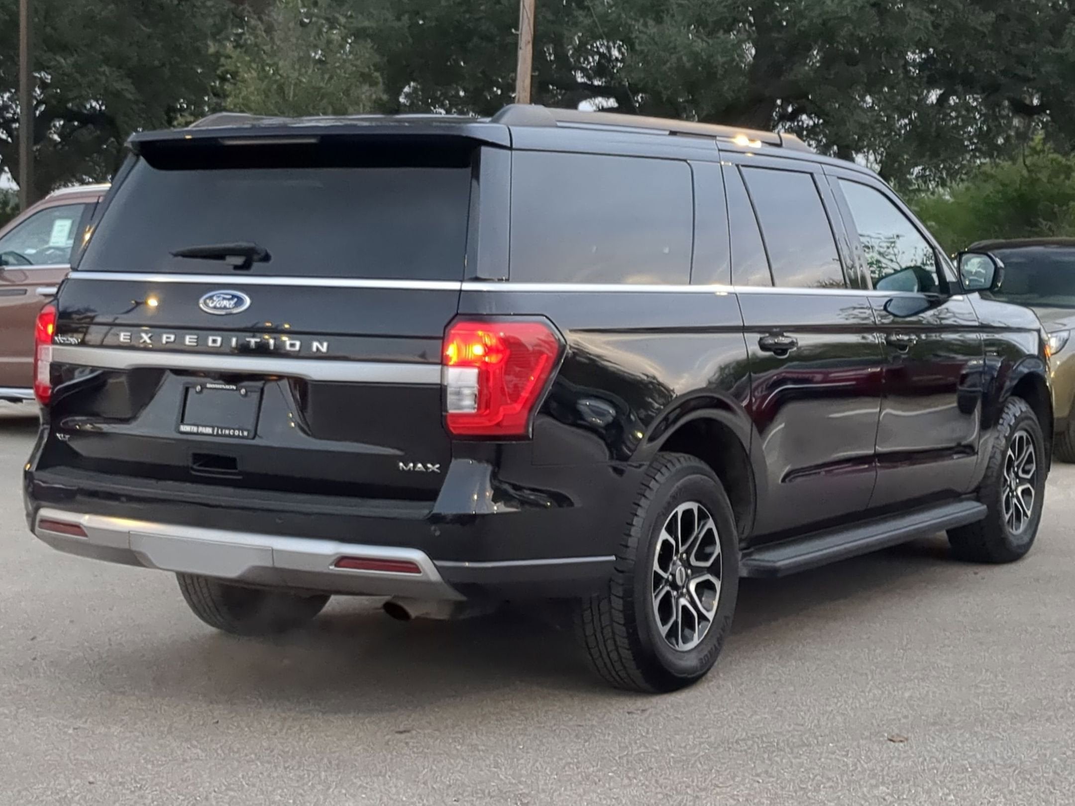 2024 Ford Expedition Max XLT