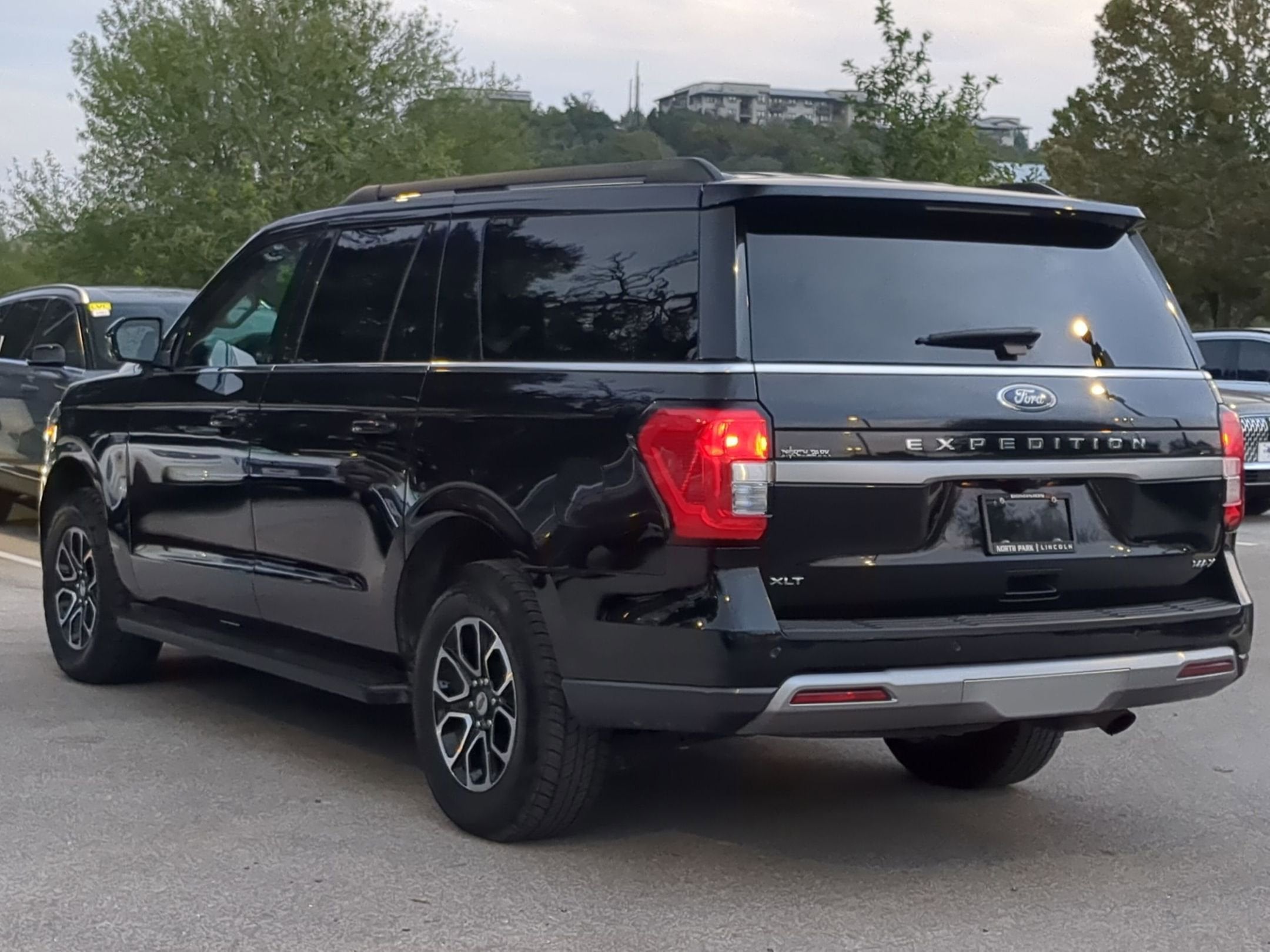 2024 Ford Expedition Max XLT