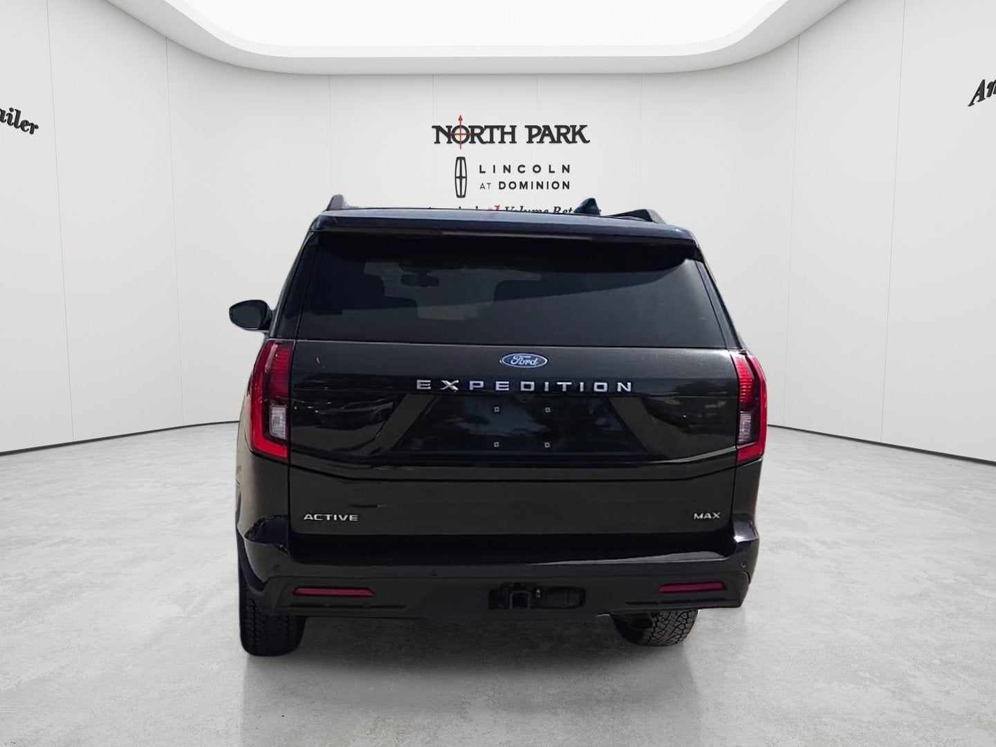 2025 Ford Expedition Max Active