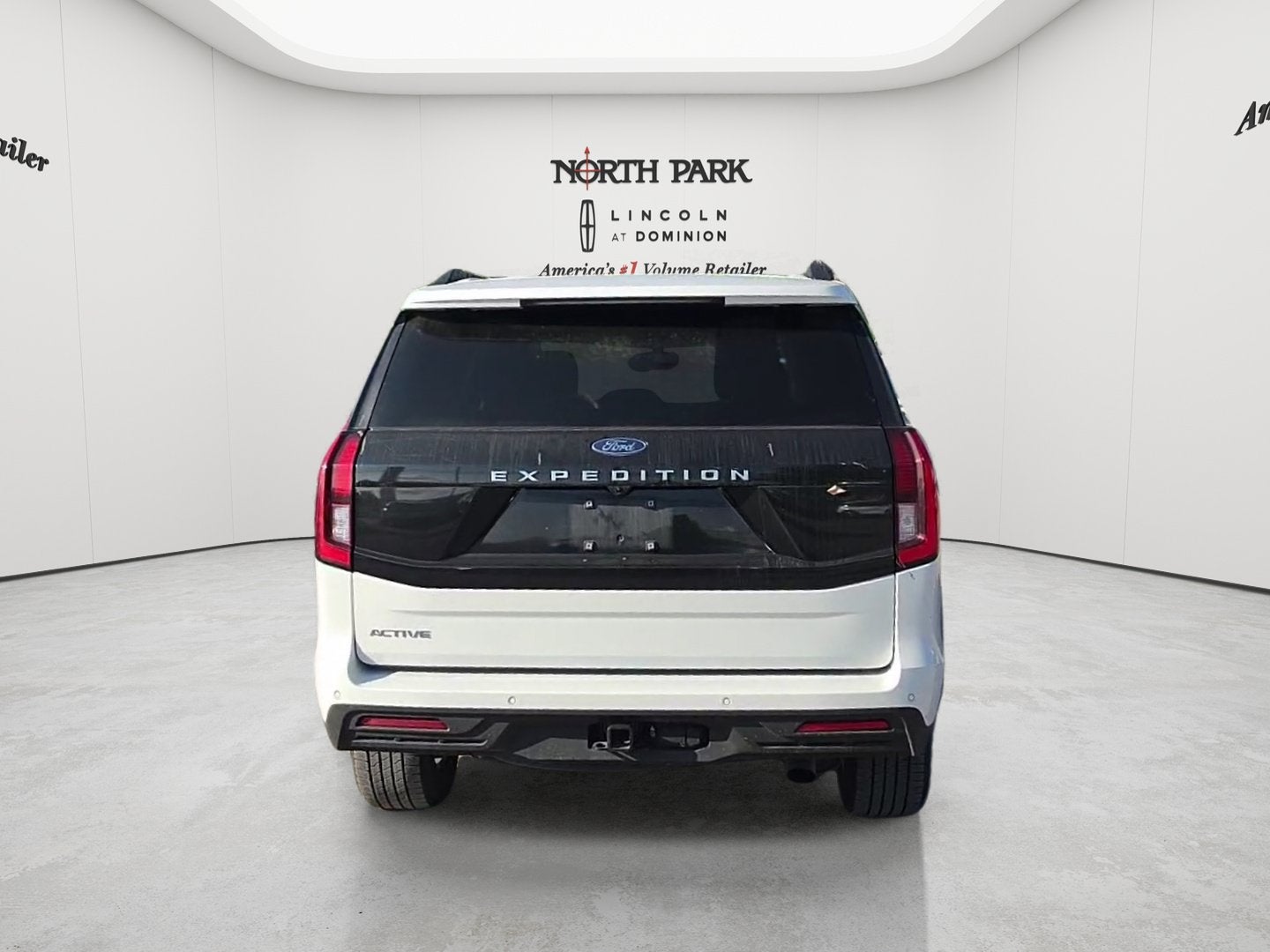 2025 Ford Expedition Active