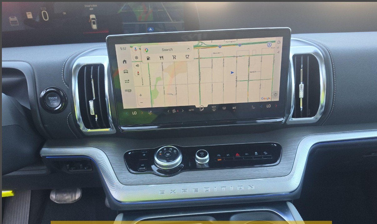2025 Ford Expedition Platinum