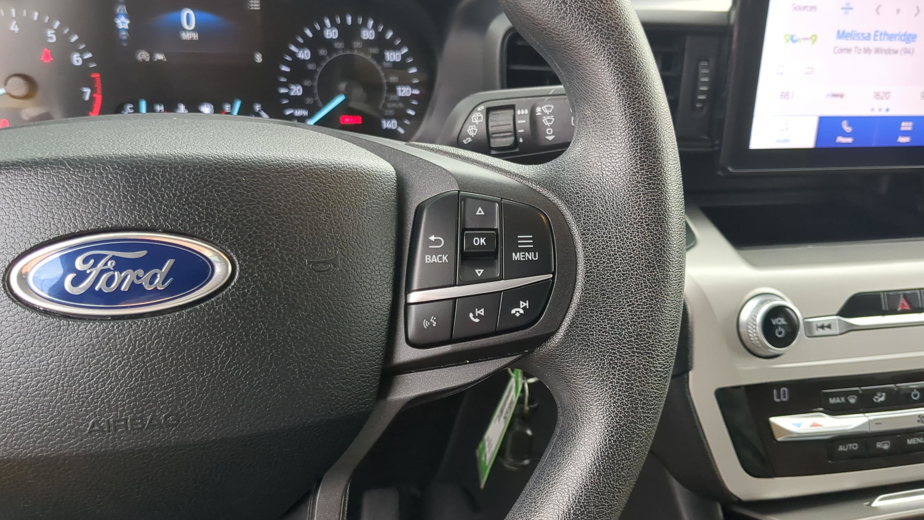 2021 Ford Explorer Base