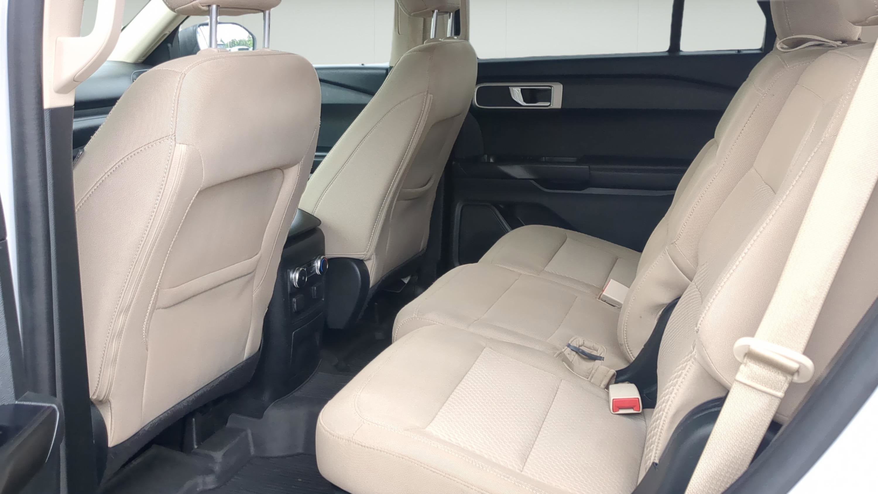 2021 Ford Explorer Base