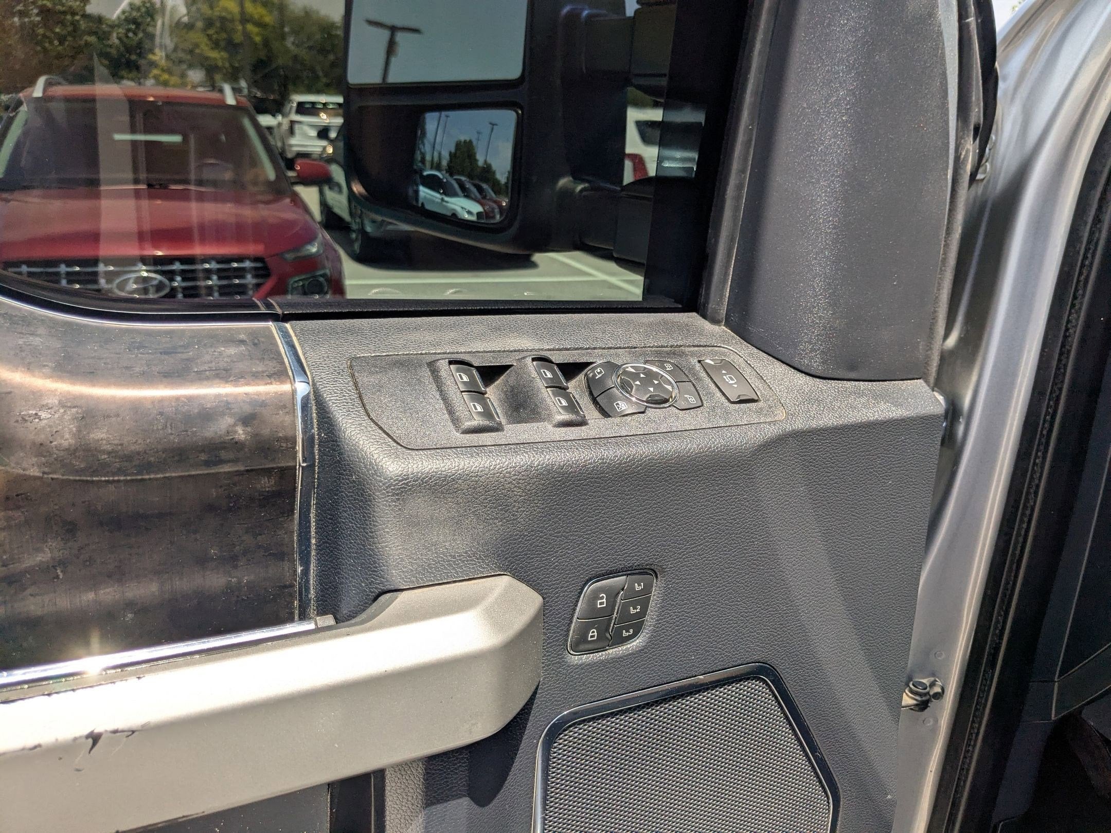 2022 Ford Super Duty F-250 SRW LARIAT