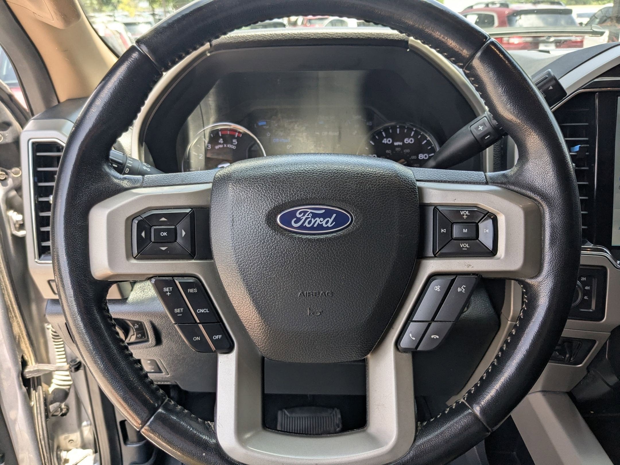 2022 Ford Super Duty F-250 SRW LARIAT