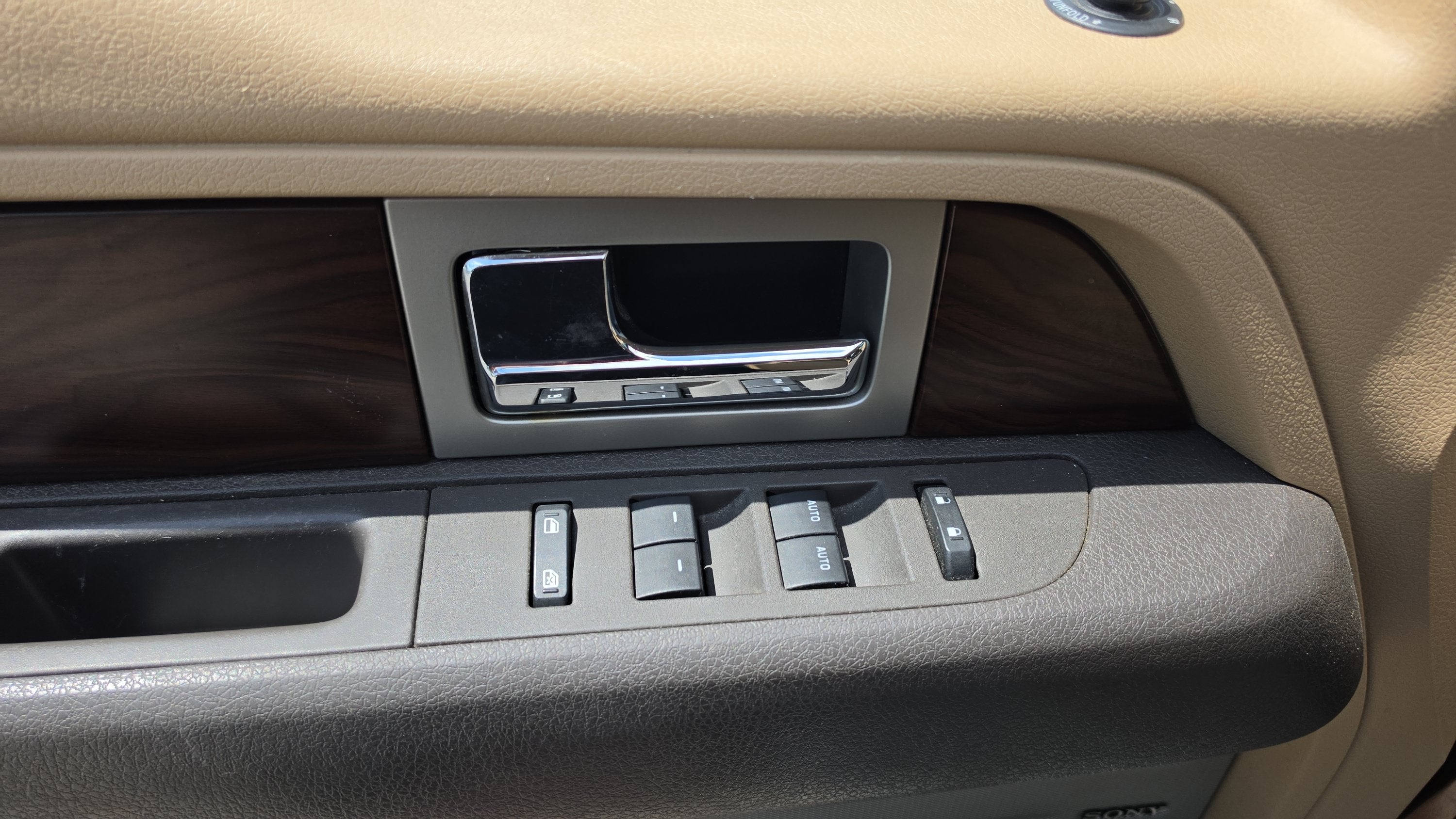 2012 Ford F-150 Lariat