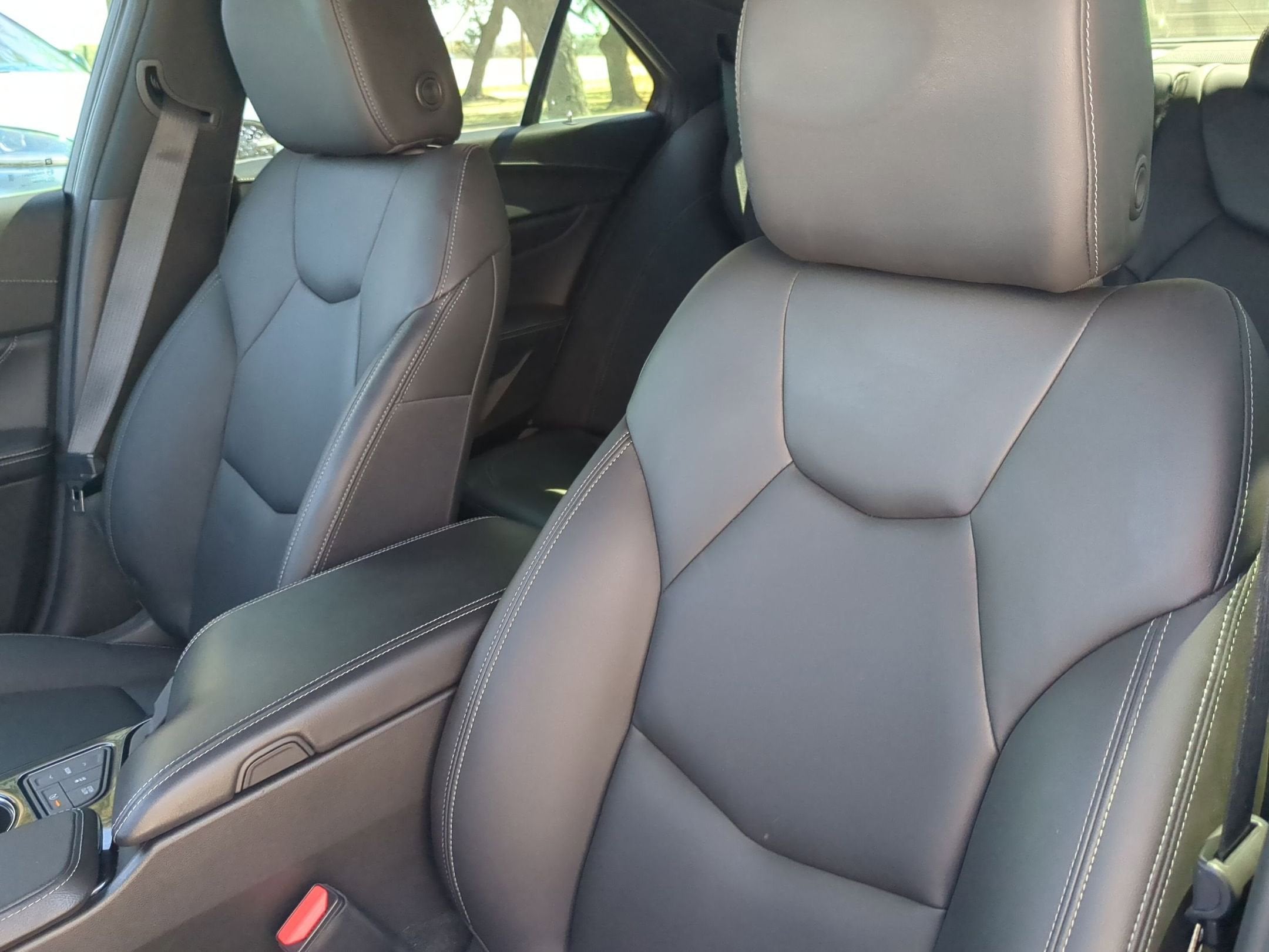 2023 Cadillac CT4 Luxury