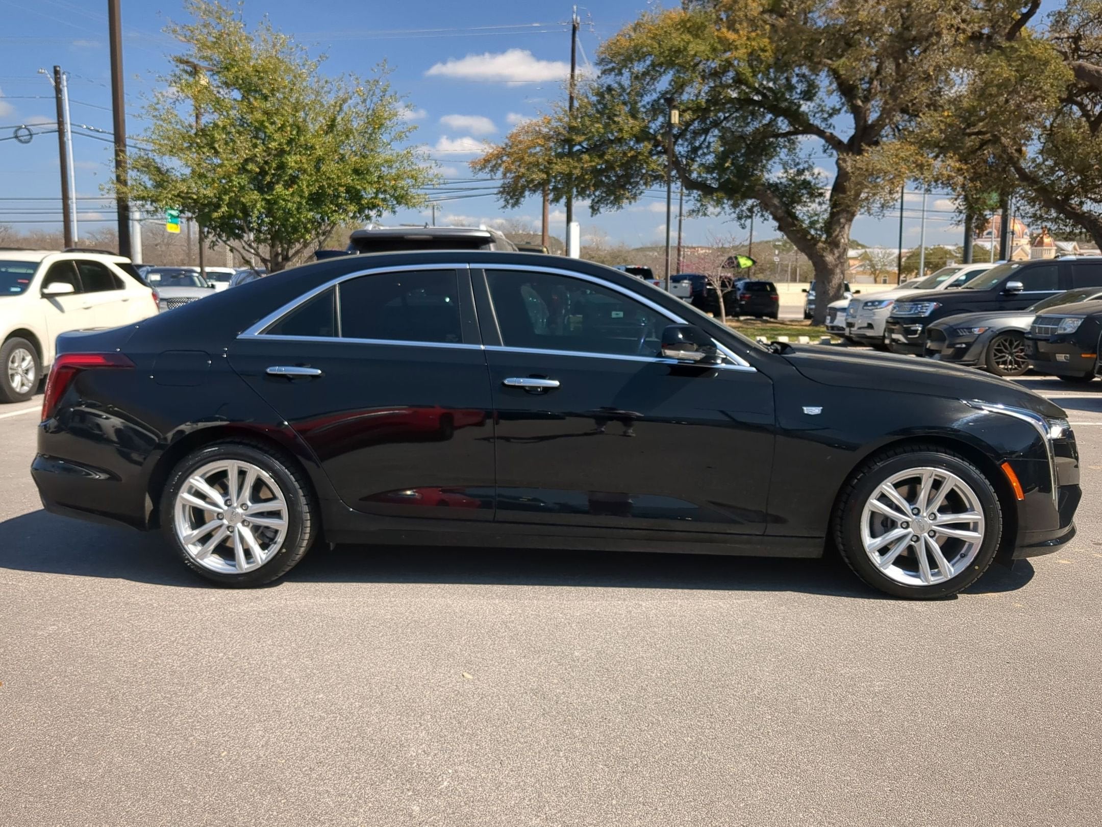 2023 Cadillac CT4 Luxury