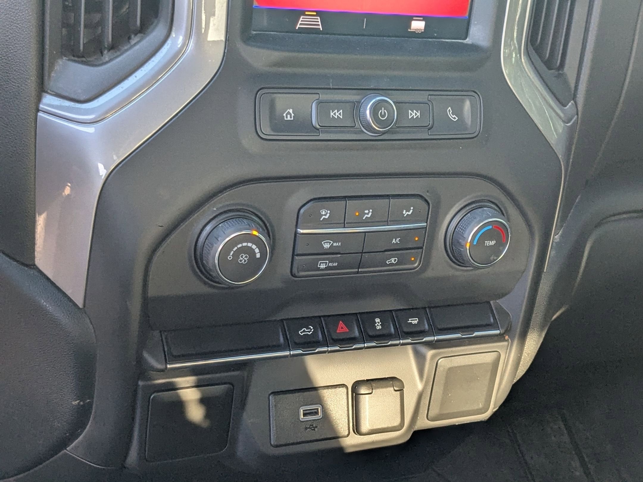 2020 Chevrolet Silverado 1500 Custom