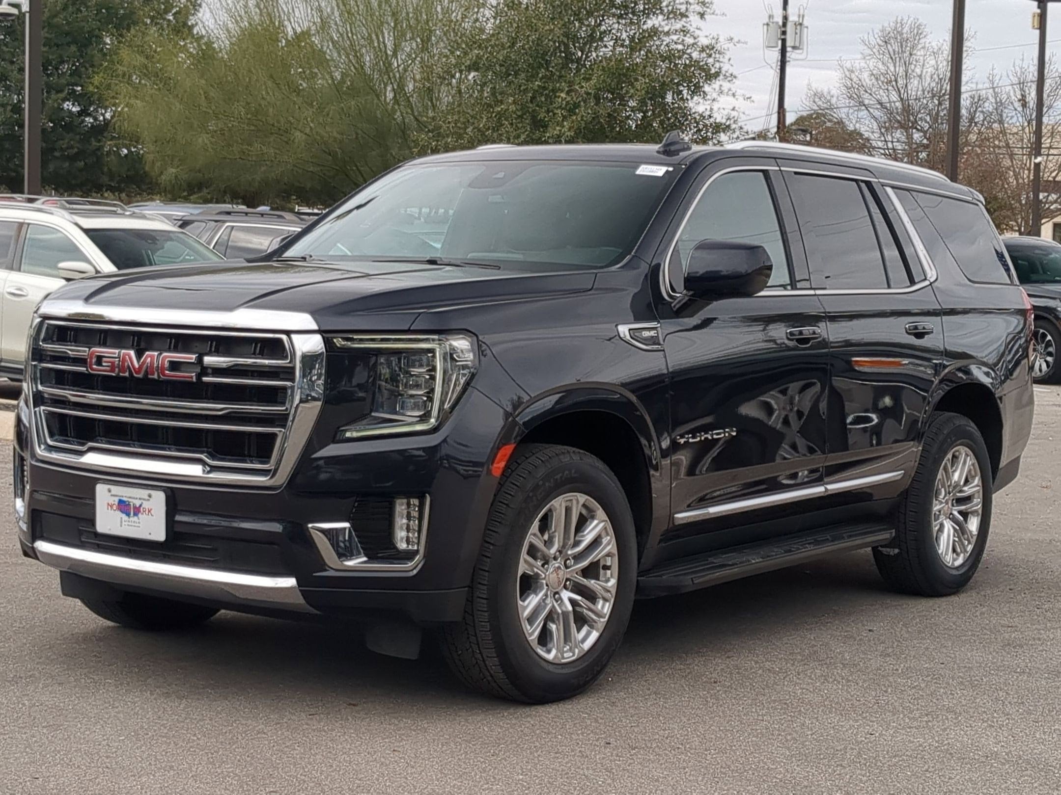 2023 GMC Yukon SLT