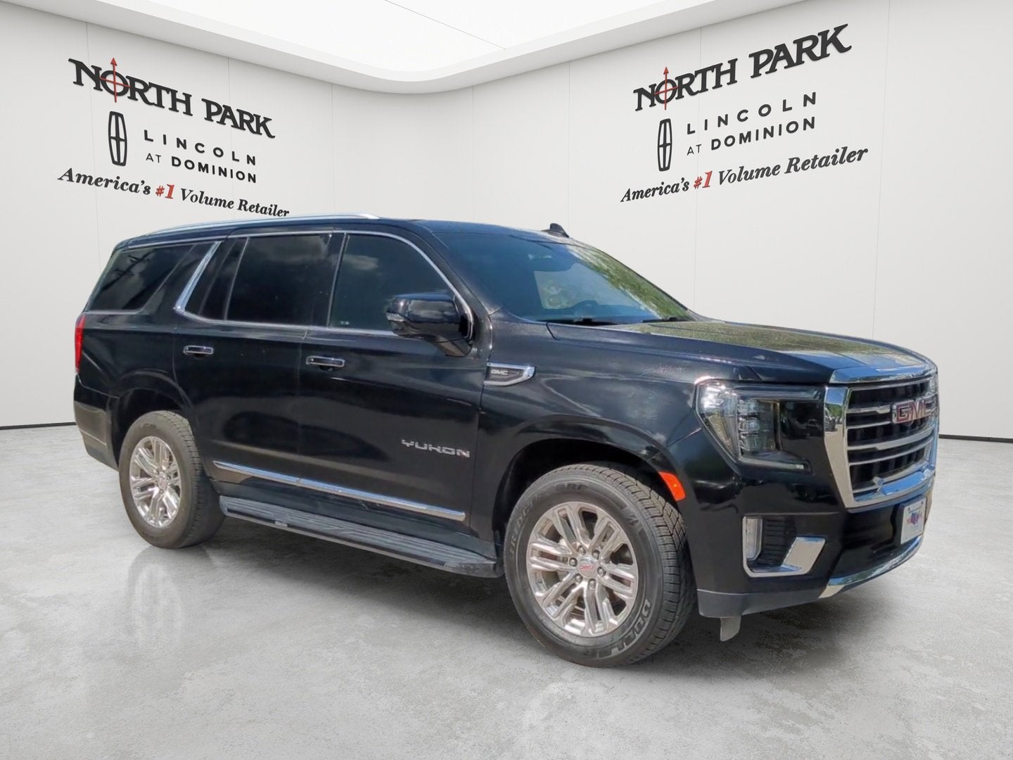 2022 GMC Yukon SLT