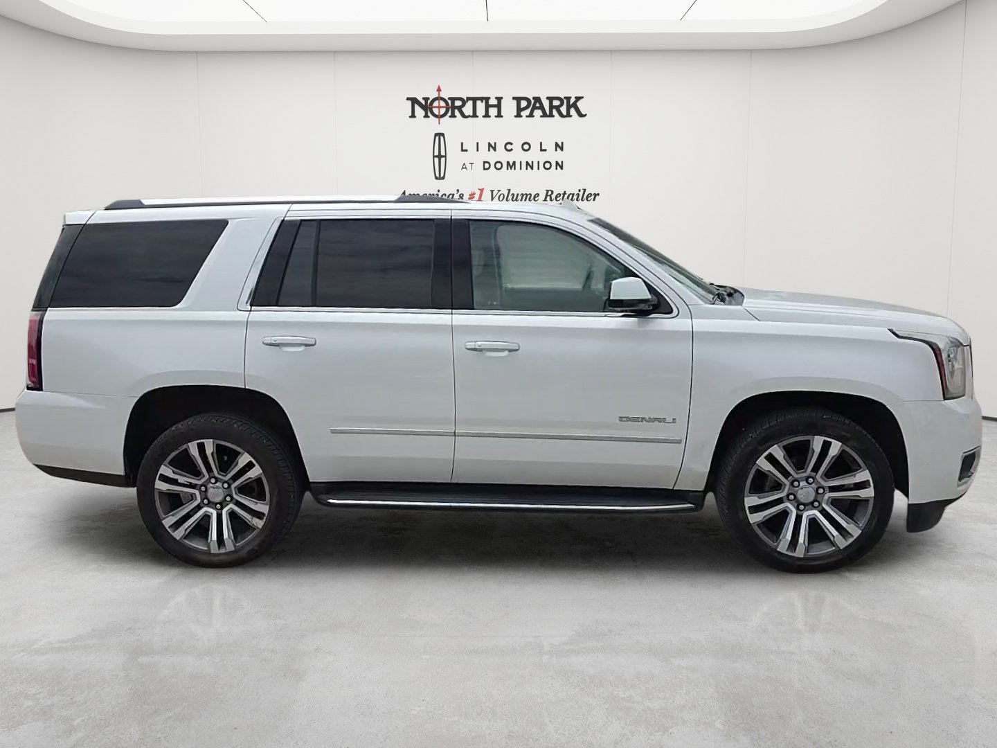 2017 GMC Yukon Denali