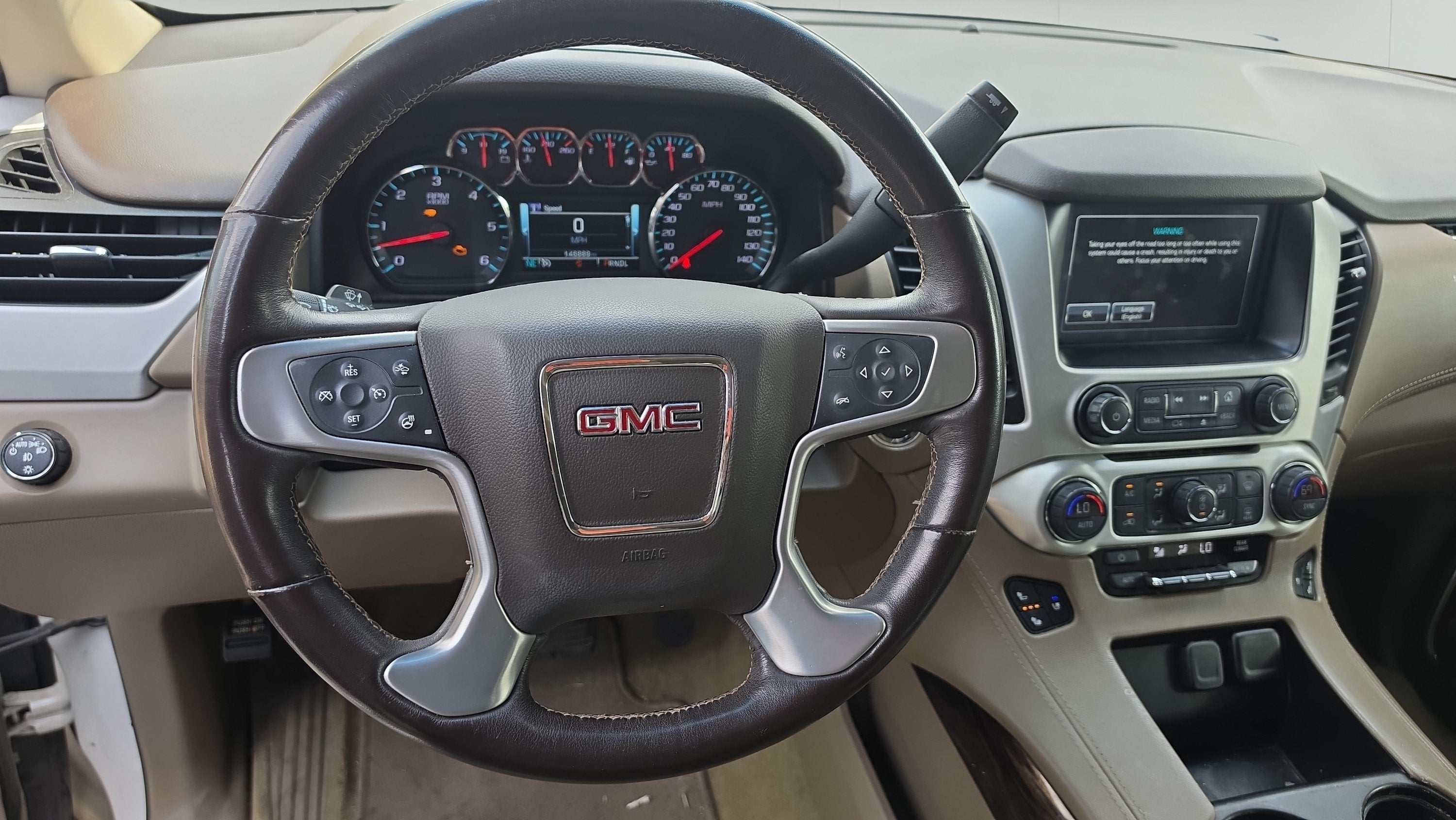 2019 GMC Yukon XL SLT