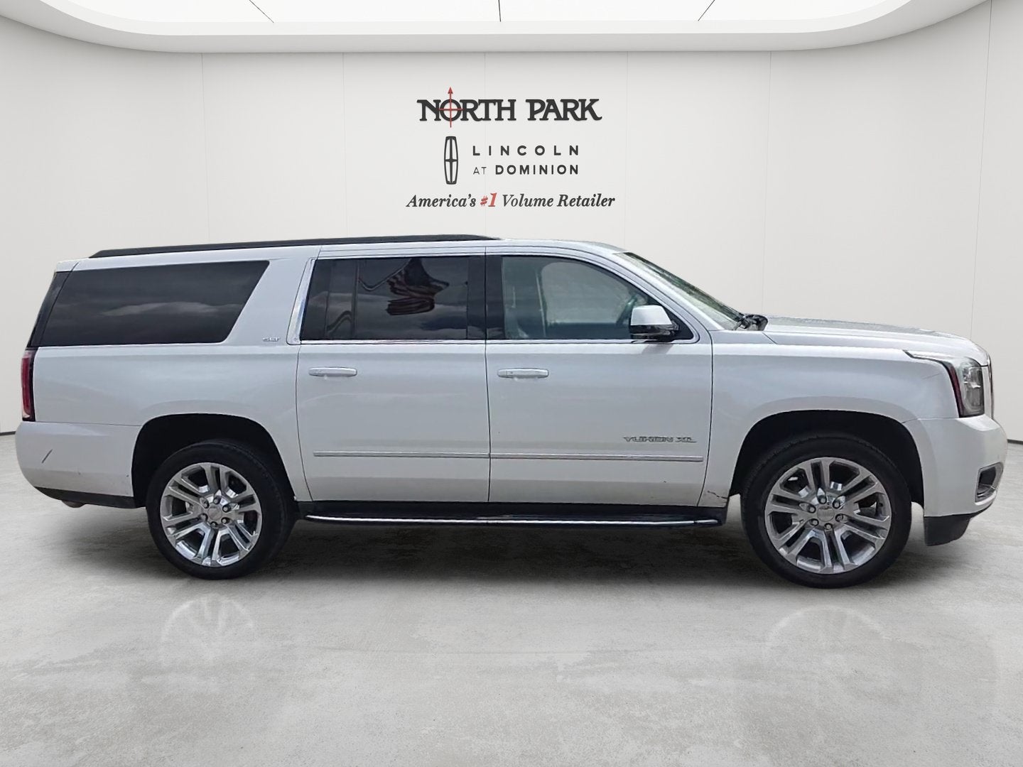 2019 GMC Yukon XL SLT