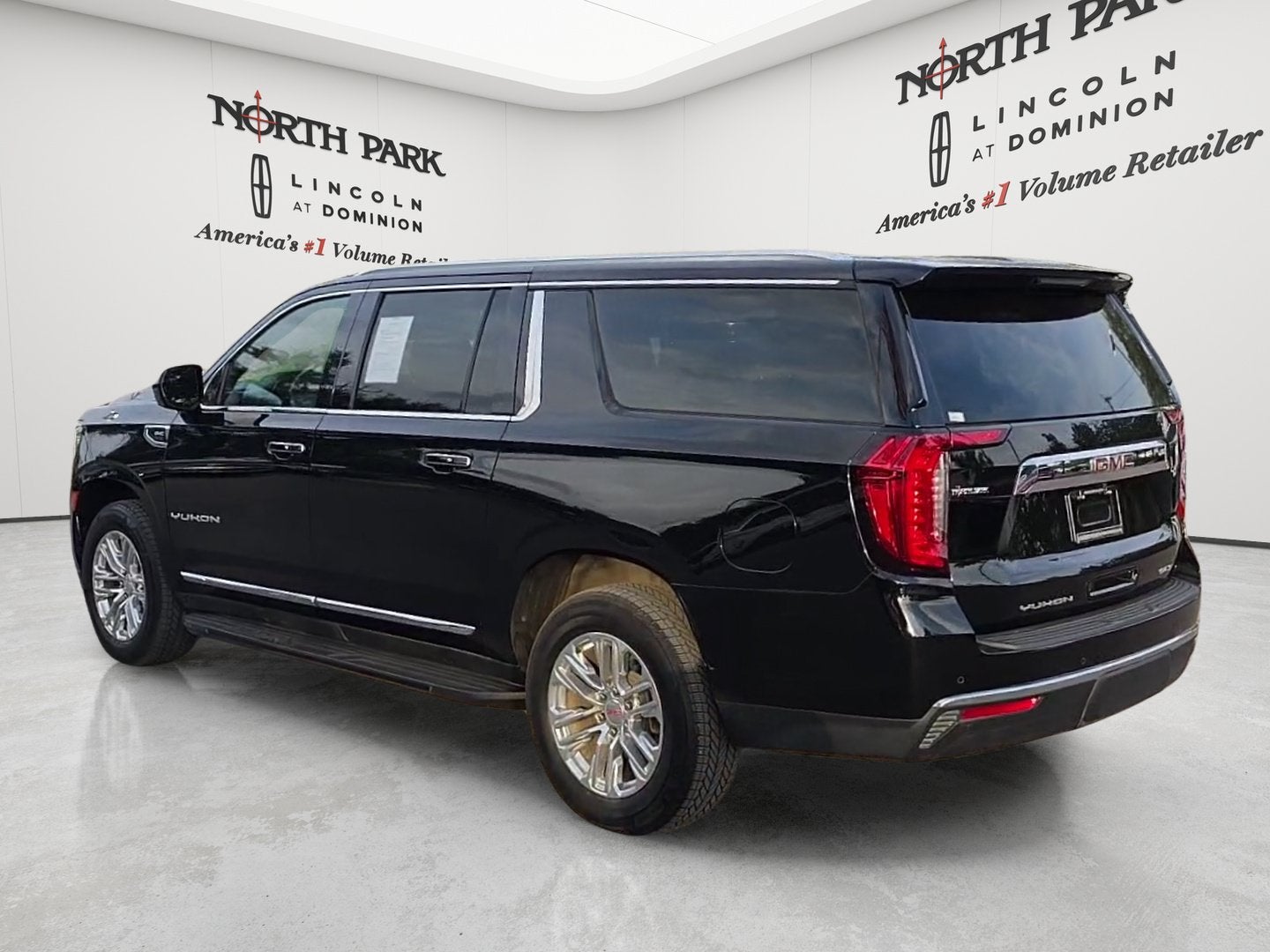 2021 GMC Yukon XL SLT