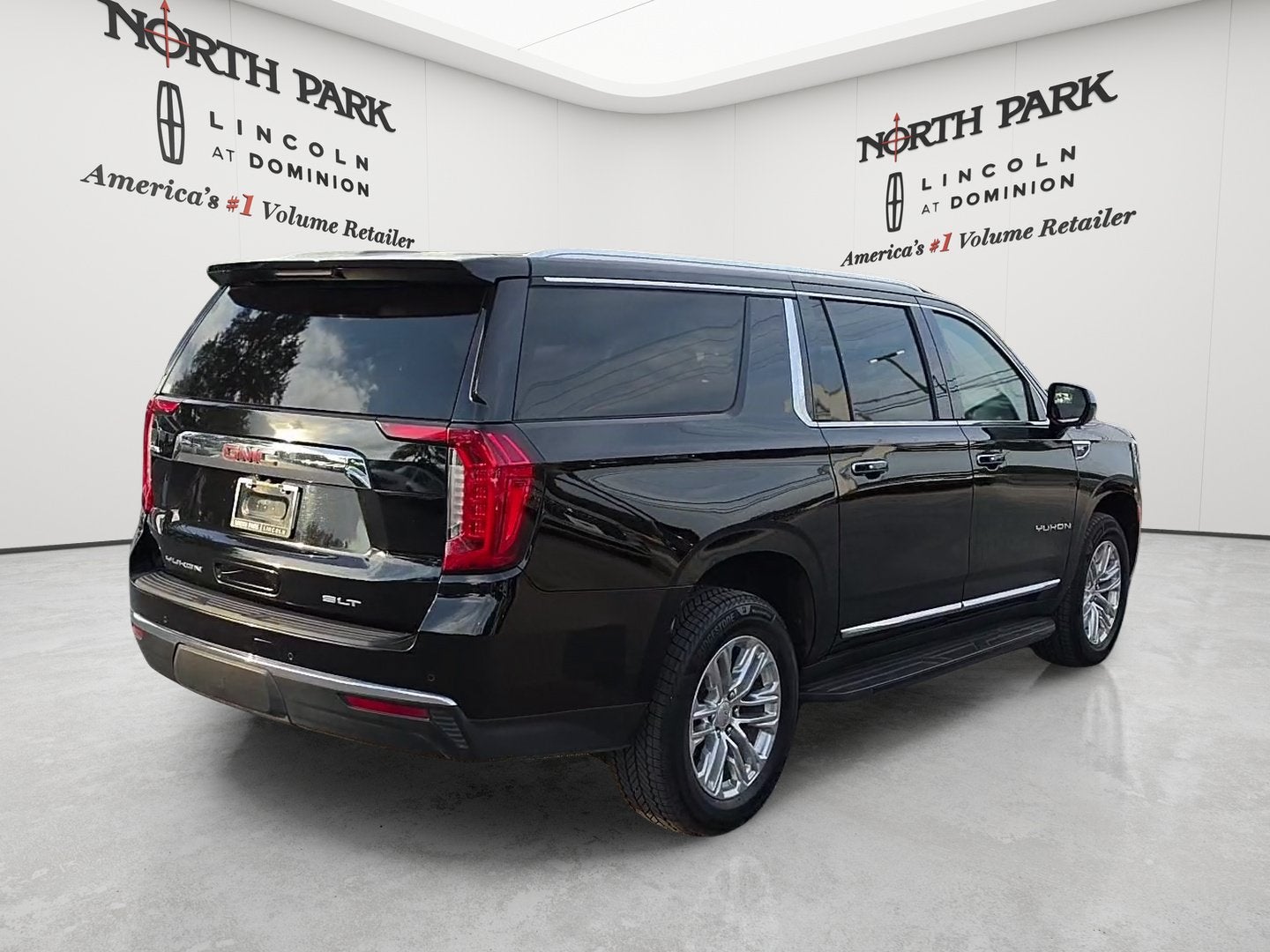 2021 GMC Yukon XL SLT
