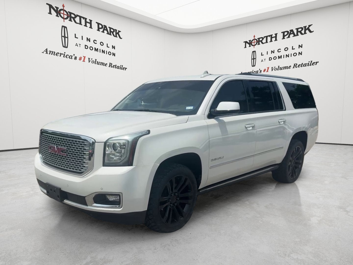 2017 GMC Yukon XL Denali