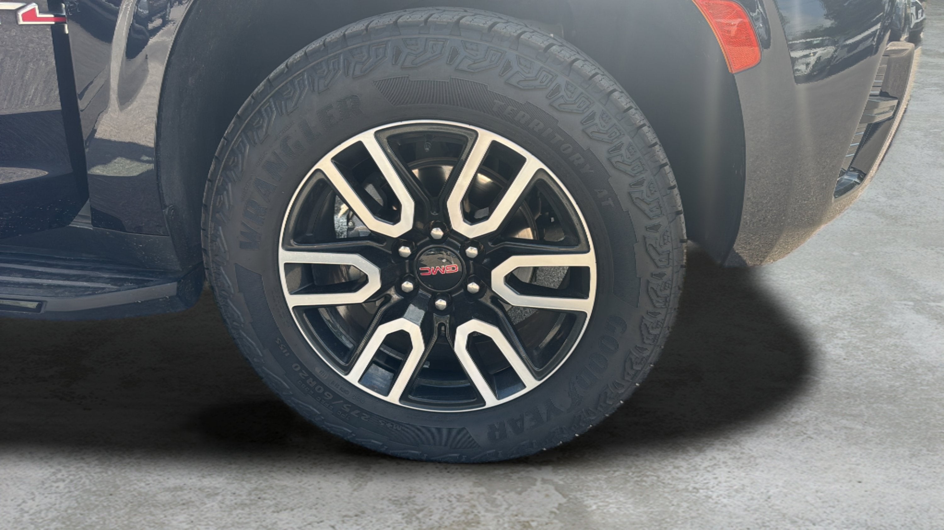 2024 GMC Yukon AT4