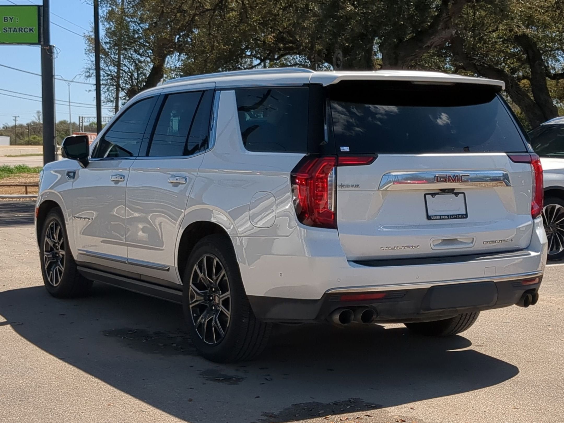2023 GMC Yukon Denali