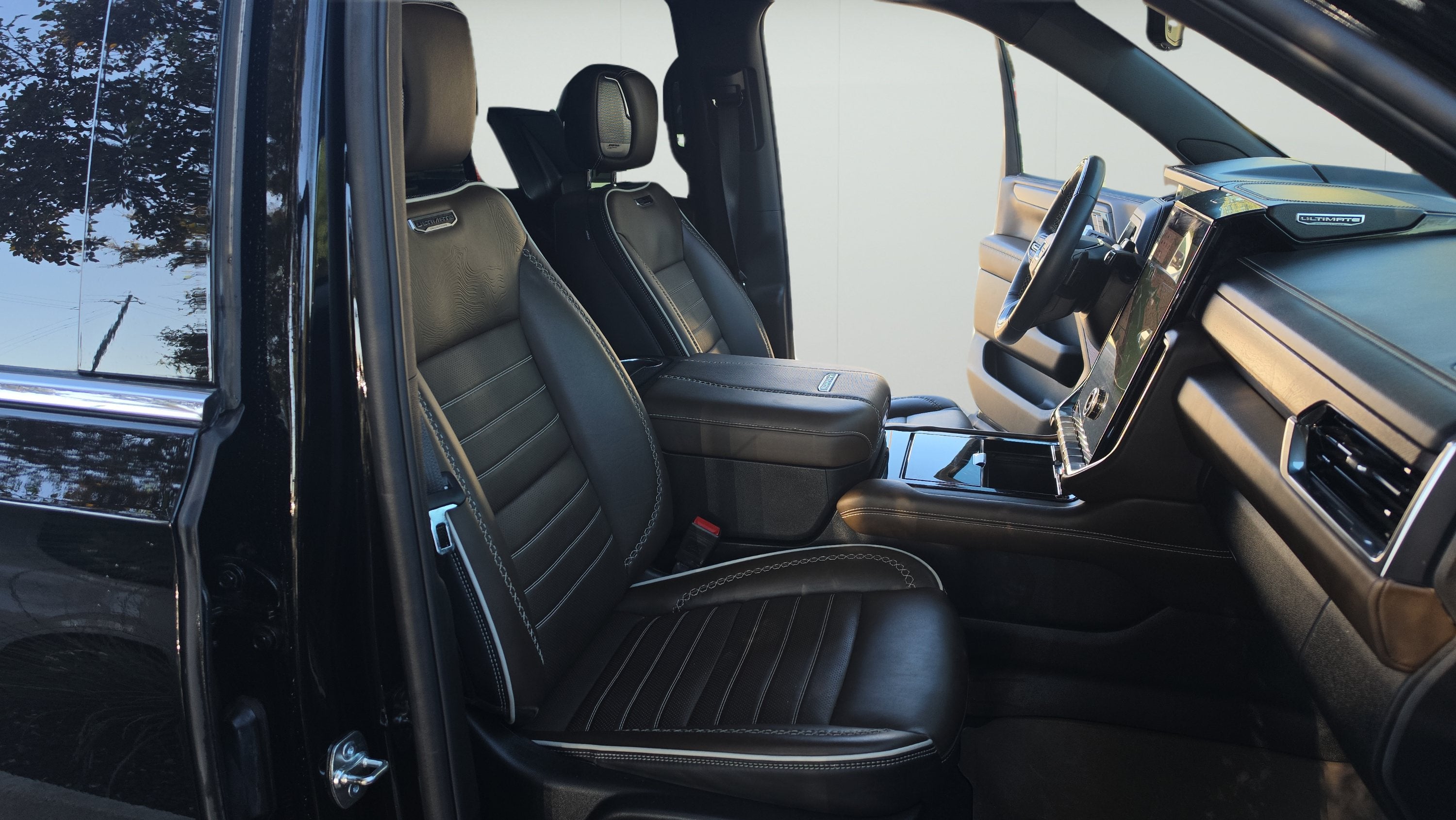 2025 GMC Yukon Denali Ultimate