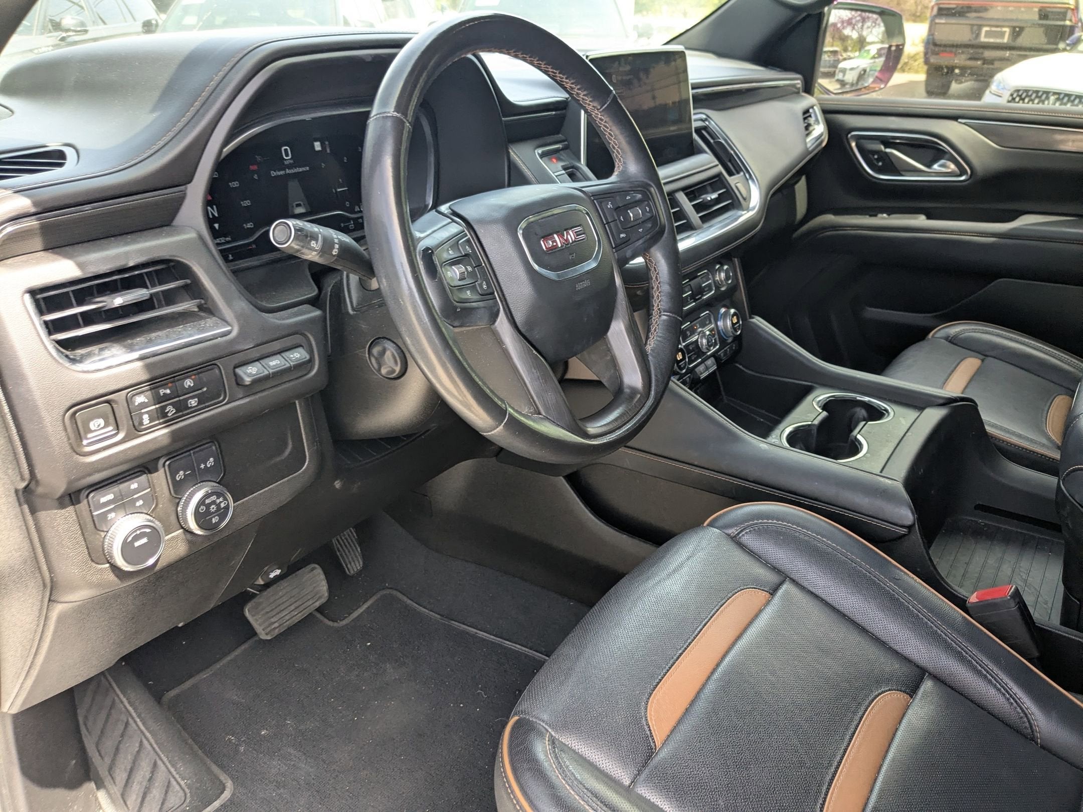 2023 GMC Yukon XL AT4