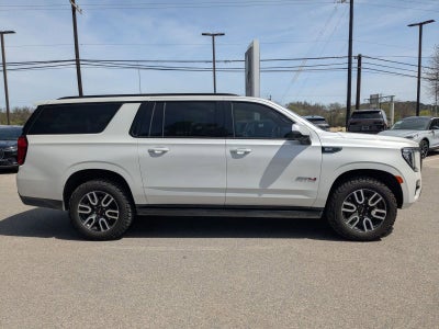 2023 GMC Yukon XL AT4