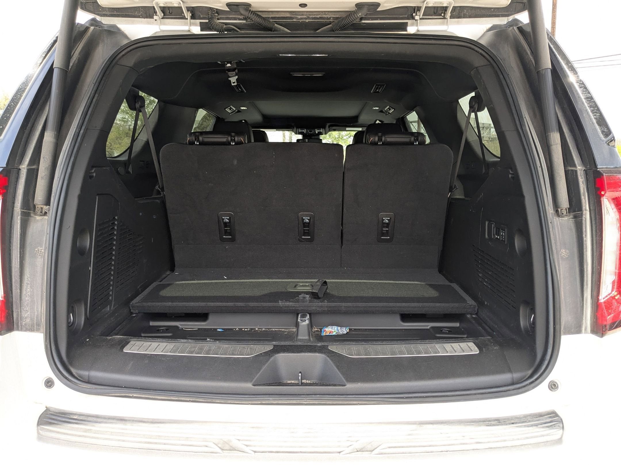 2023 GMC Yukon XL AT4