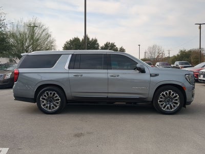 2023 GMC Yukon XL Denali Ultimate
