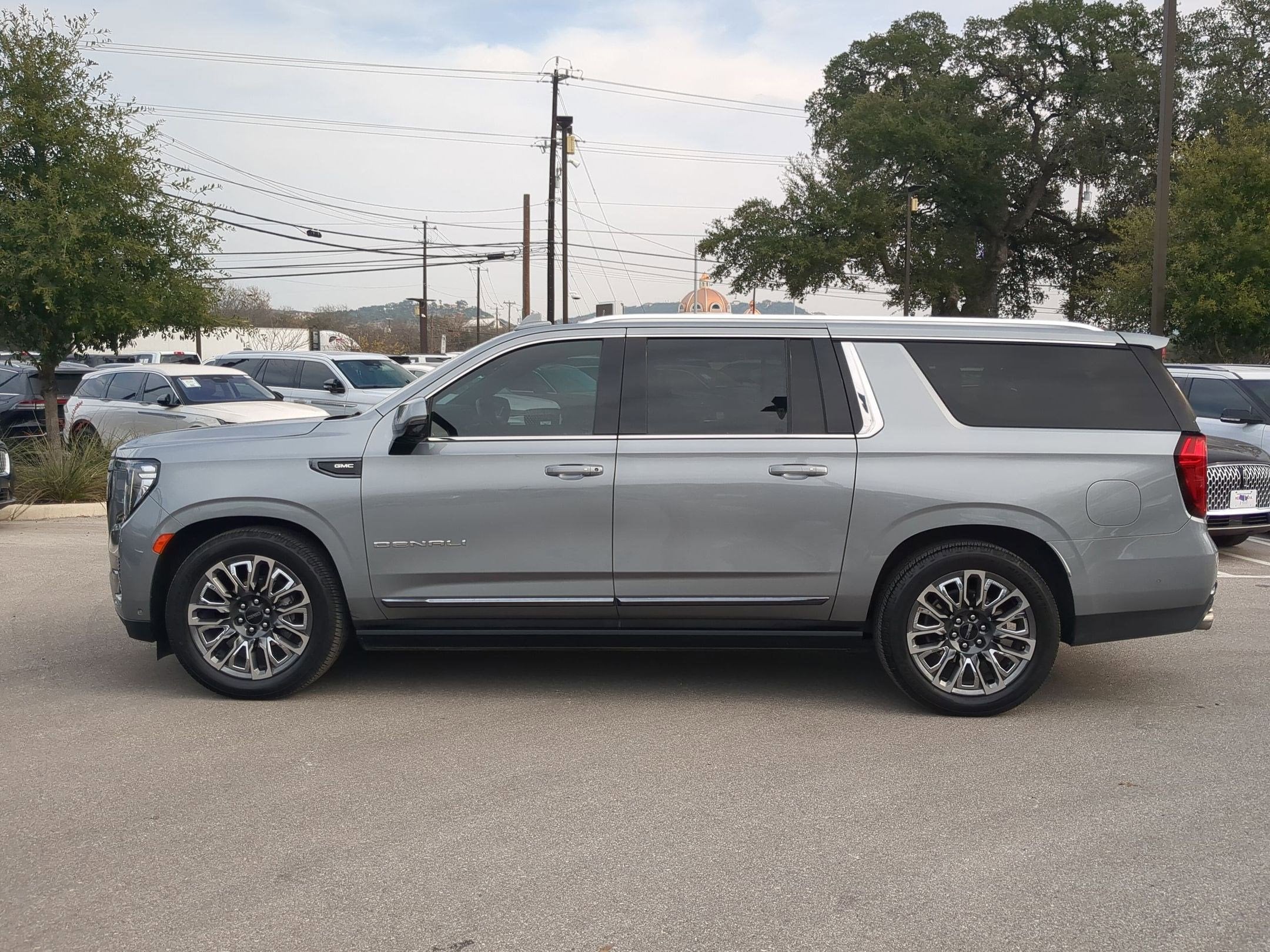 2023 GMC Yukon XL Denali Ultimate