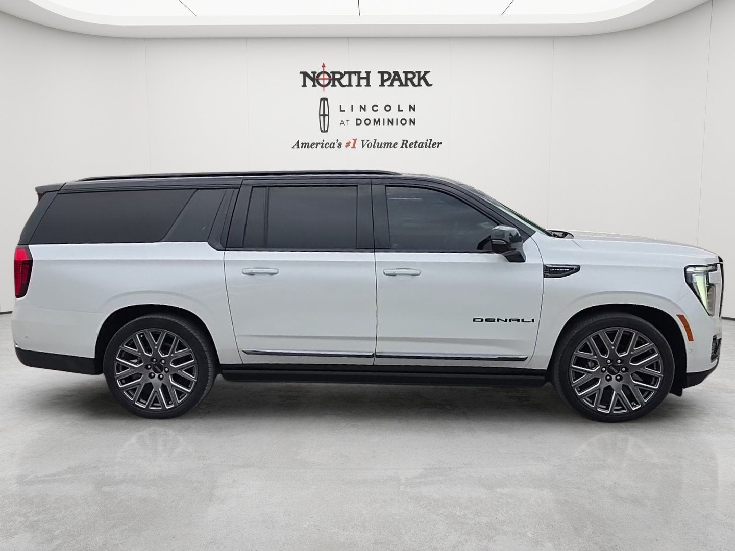 2025 GMC Yukon XL Denali Ultimate