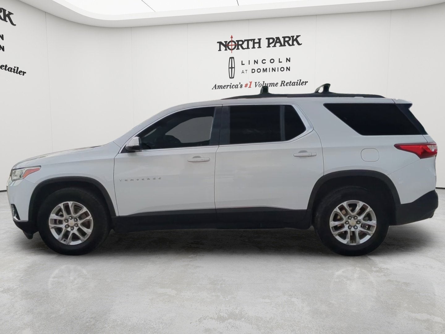 2019 Chevrolet Traverse LT Cloth
