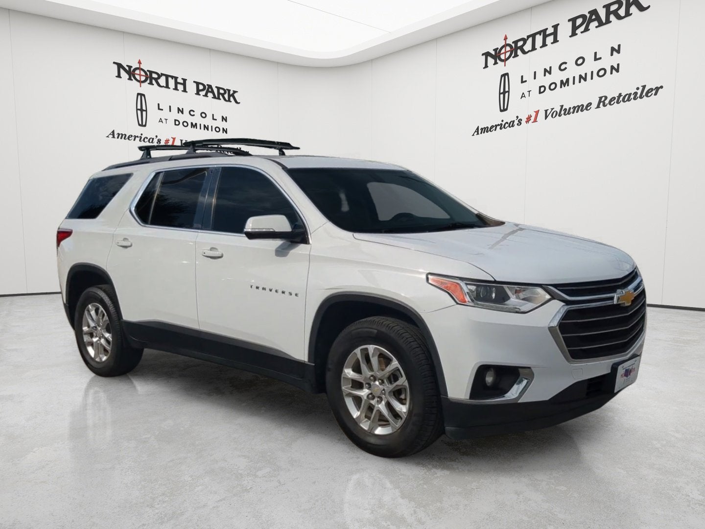 2019 Chevrolet Traverse LT Cloth