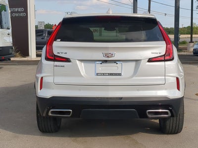 2024 Cadillac XT4 FWD Premium Luxury