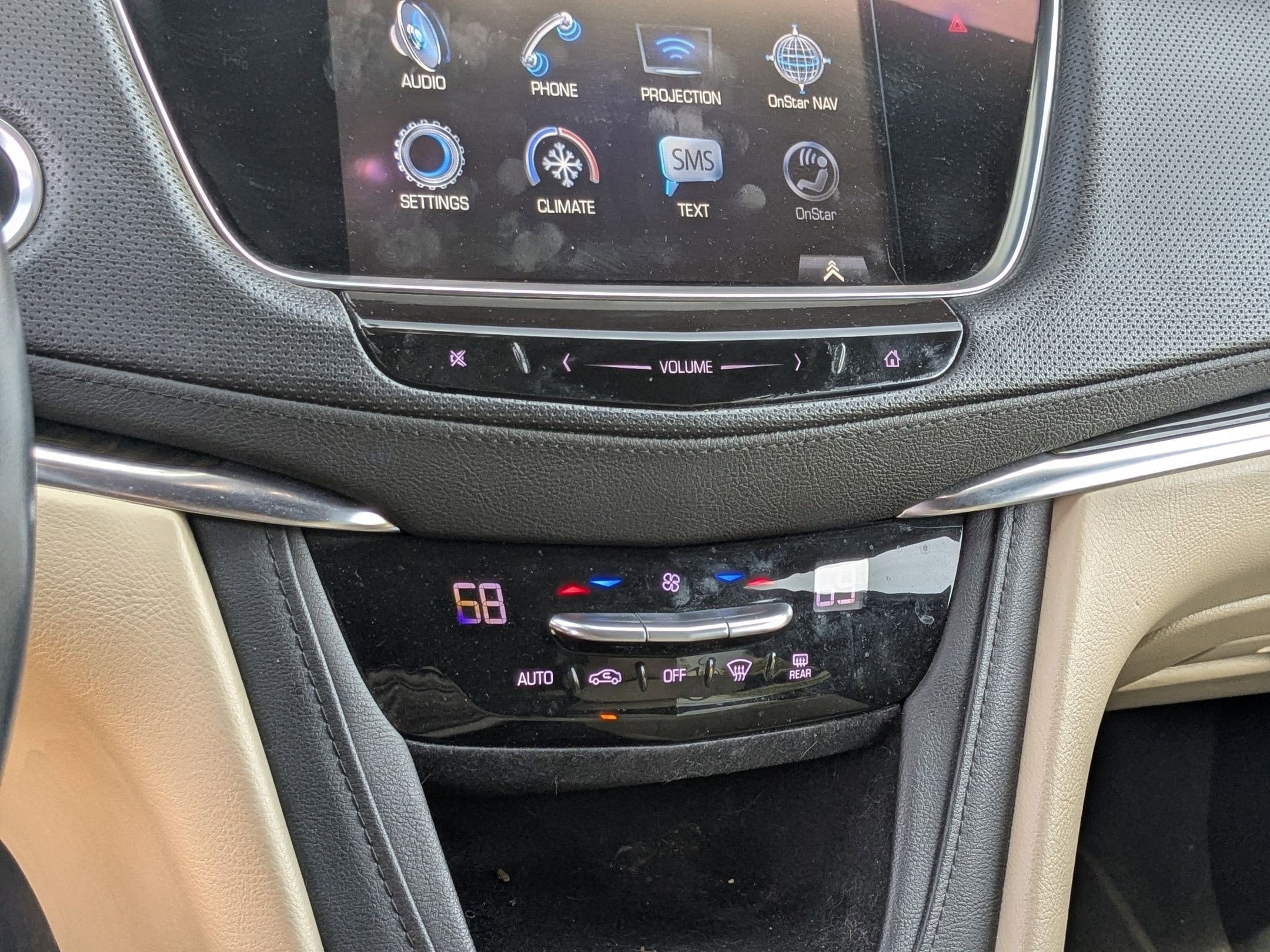 2017 Cadillac XT5 FWD