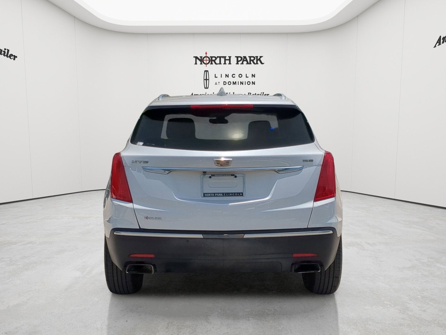 2017 Cadillac XT5 Premium Luxury FWD