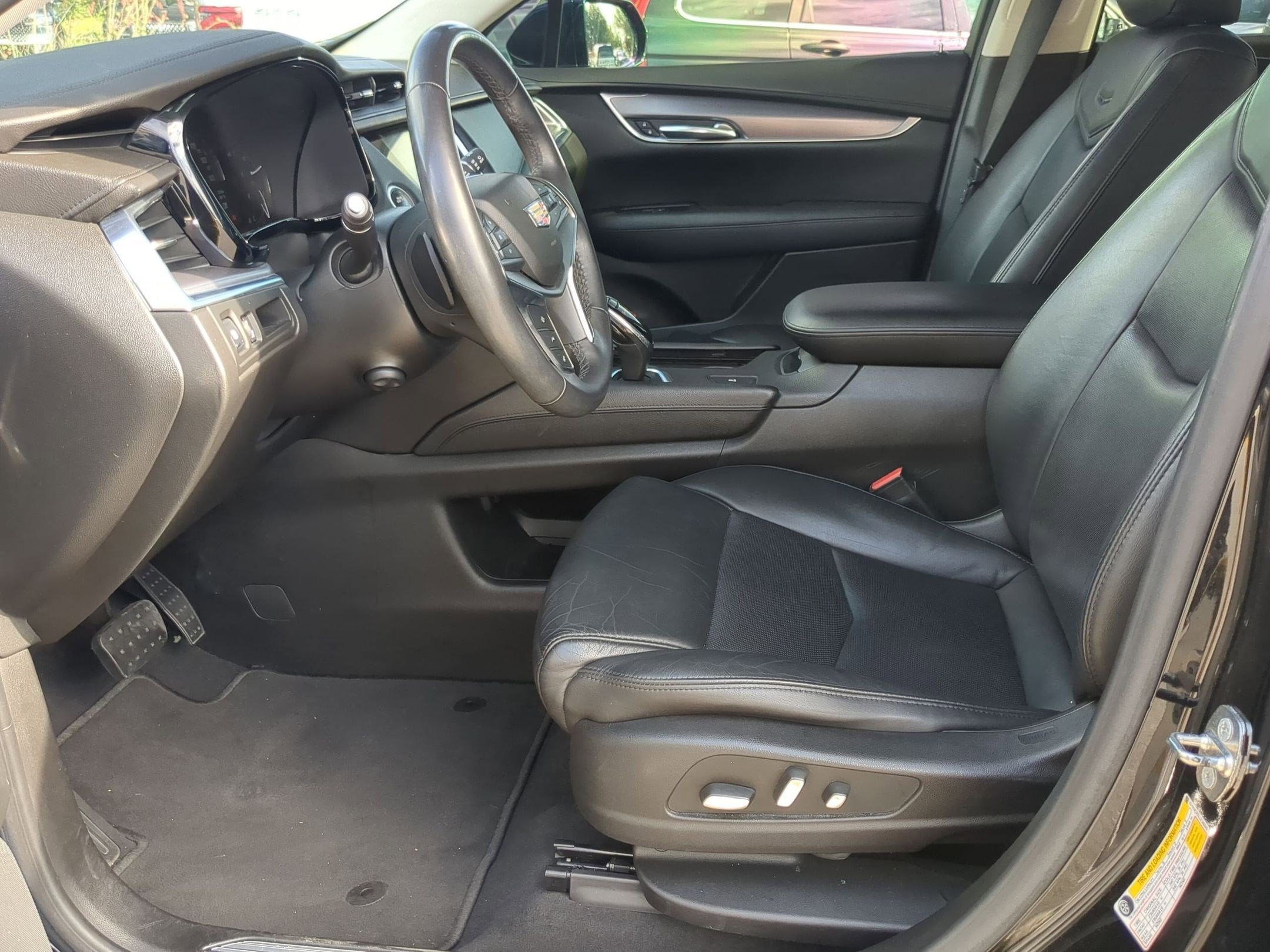 2018 Cadillac XT5 Luxury FWD