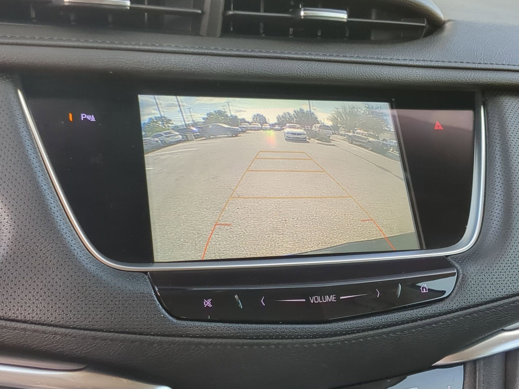 2018 Cadillac XT5 Luxury FWD