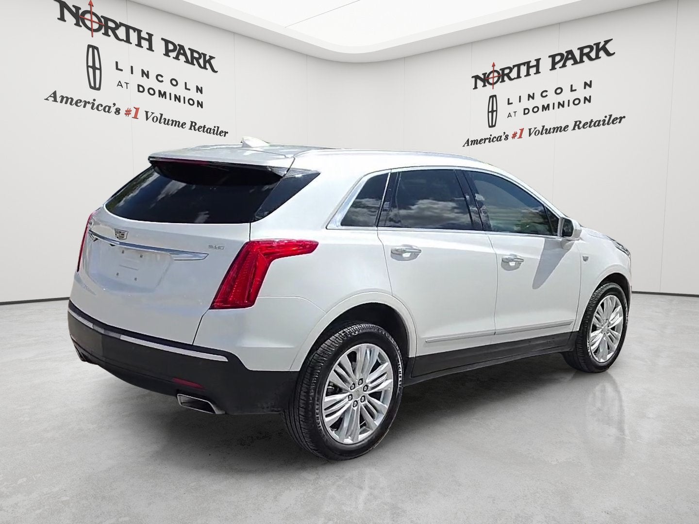 2019 Cadillac XT5 Premium Luxury FWD