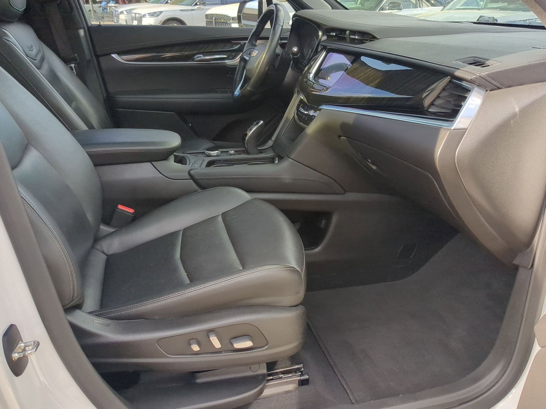 2021 Cadillac XT6 Premium Luxury