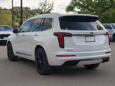 2021 Cadillac XT6 Premium Luxury