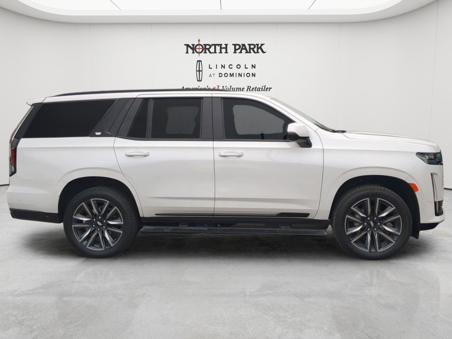 2024 Cadillac Escalade 4WD Sport Platinum