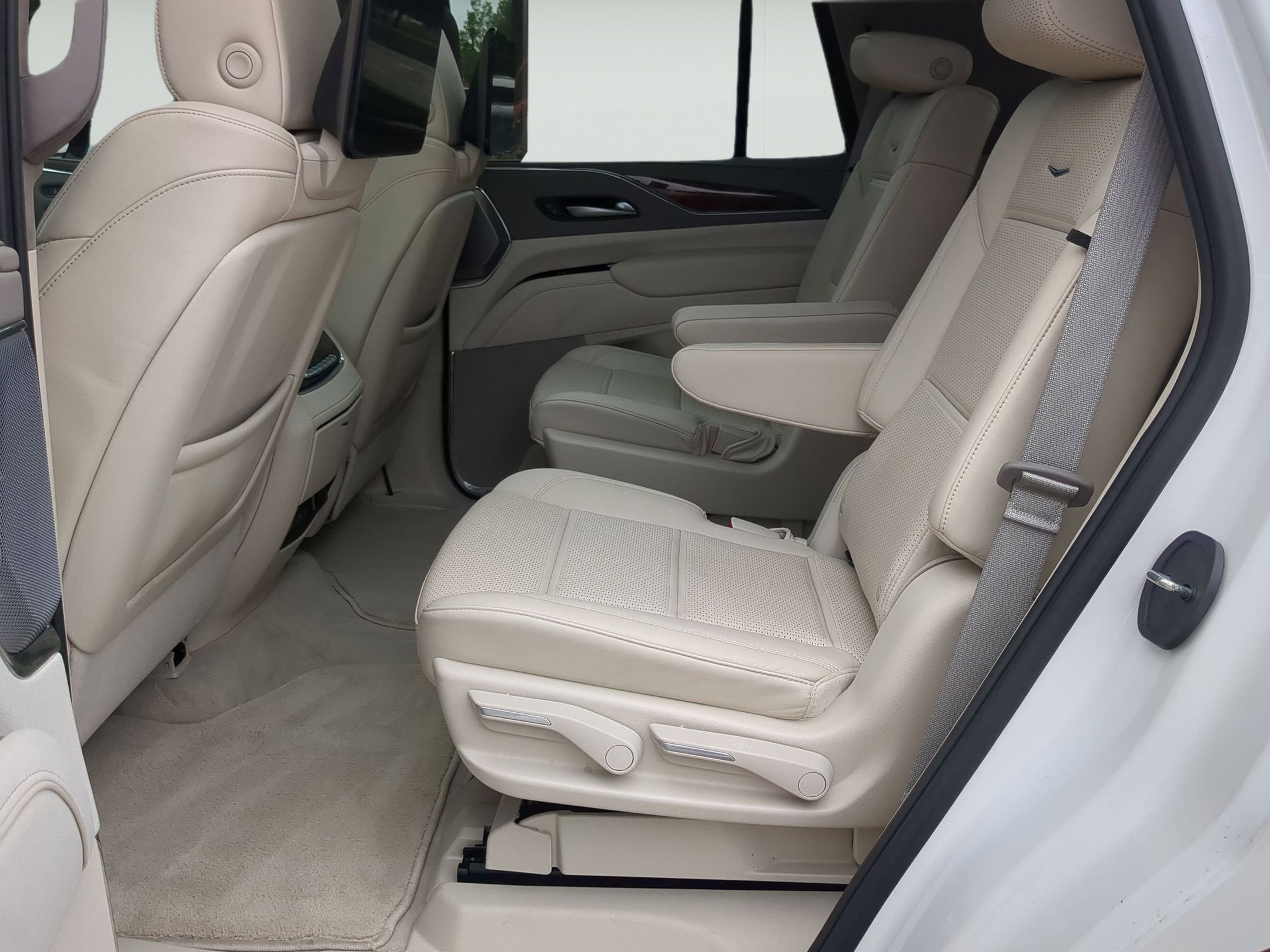 2024 Cadillac Escalade 4WD Sport Platinum